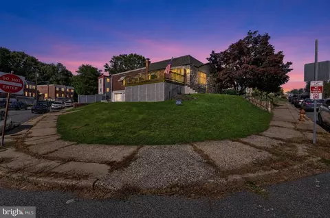601 Colebrook Rd, Philadelphia, PA 19115