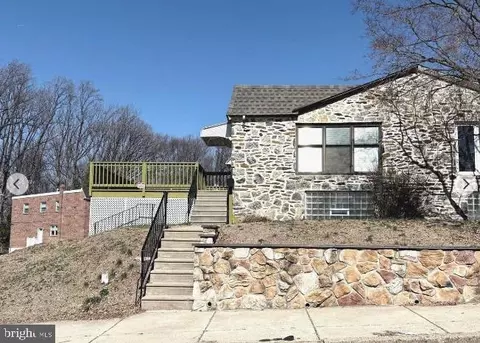 601 Colebrook Rd, Philadelphia, PA 19115