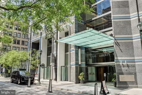 50 S 16th St #4410, Philadelphia, PA 19102
