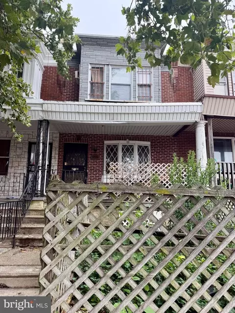 4854 C St, Philadelphia, PA 19120
