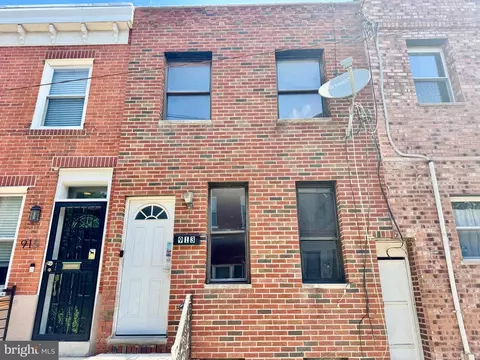 913 Dudley St, Philadelphia, PA 19148