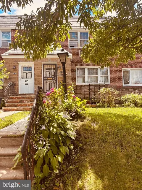 1616 Wynsam St, Philadelphia, PA 19138