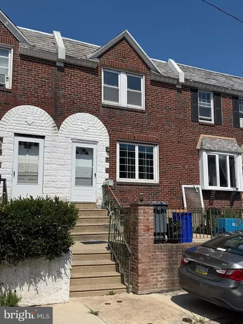 4433 Loring St, Philadelphia, PA 19136
