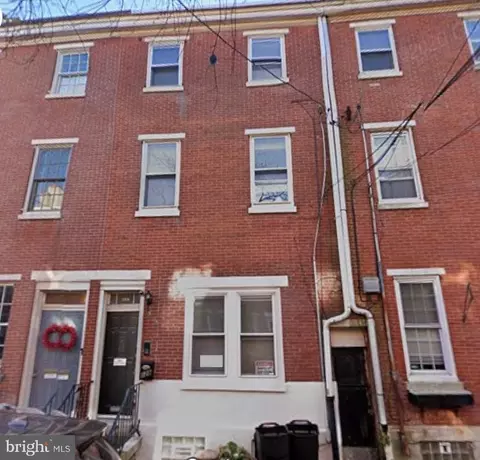 128 Pemberton St, Philadelphia, PA 19147