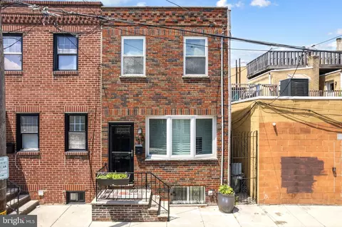 1812 S Camac St, Philadelphia, PA 19148