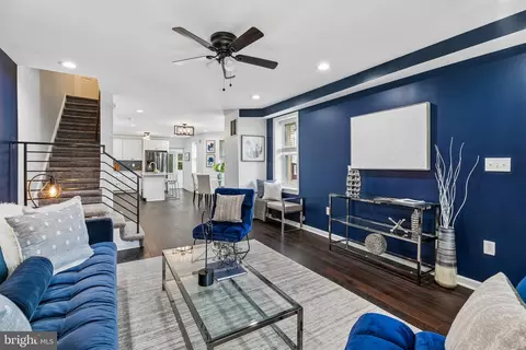 6829 Chew Ave, Philadelphia, PA 19119
