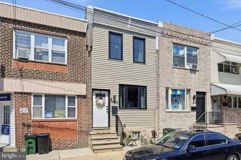 2952 S Sydenham, Philadelphia, PA 19145