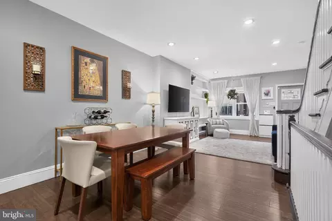 2319 S Warnock St, Philadelphia, PA 19148