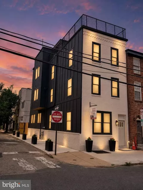514 S 20th St #B, Philadelphia, PA 19146