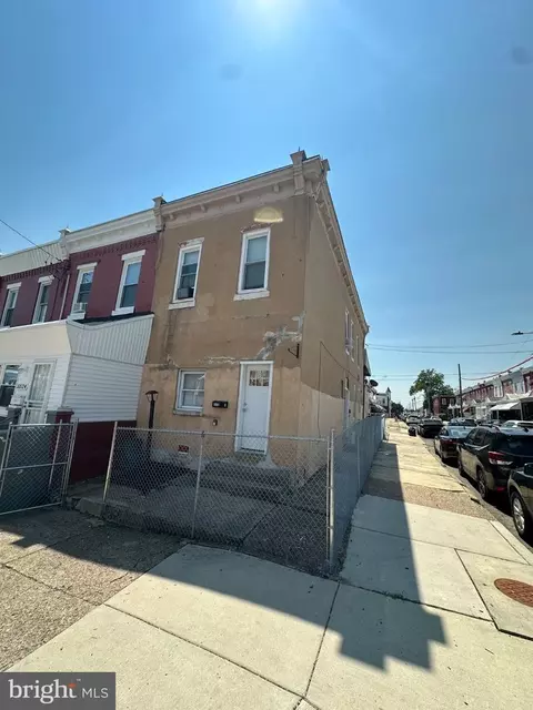 5526 Master St, Philadelphia, PA 19131