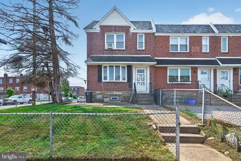7171 Erdrick St, Philadelphia, PA 19135