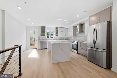 1517 Bodine St N #A, Philadelphia, PA 19122