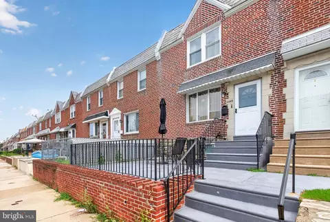 2149 Lardner St, Philadelphia, PA 19149