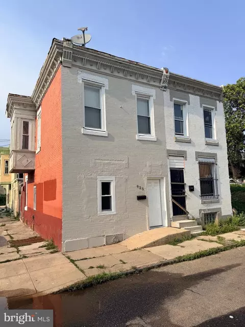 925 W Seltzer St, Philadelphia, PA 19133