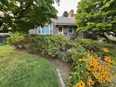 625 Cheswick Rd, Philadelphia, PA 19128