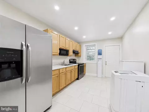 335 N Edgewood St, Philadelphia, PA 19139