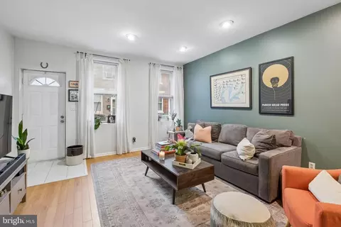 3141 Livingston St, Philadelphia, PA 19134