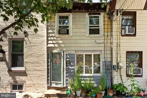 2234 Sepviva St, Philadelphia, PA 19125