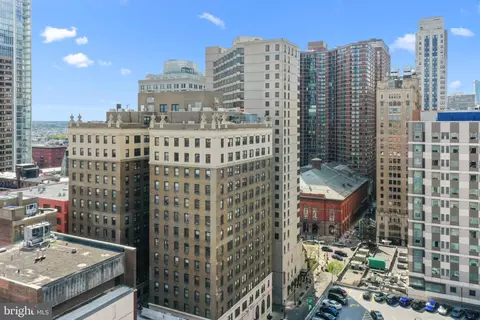 1324 Locust St #407, Philadelphia, PA 19107