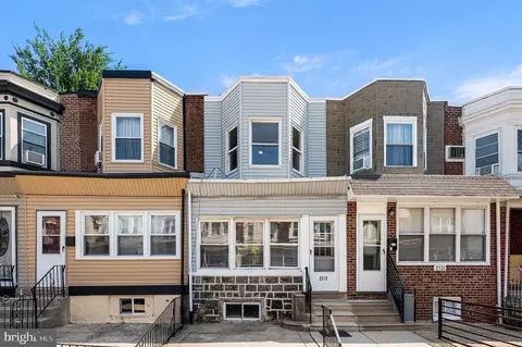 2519 S Hobson St, Philadelphia, PA 19142
