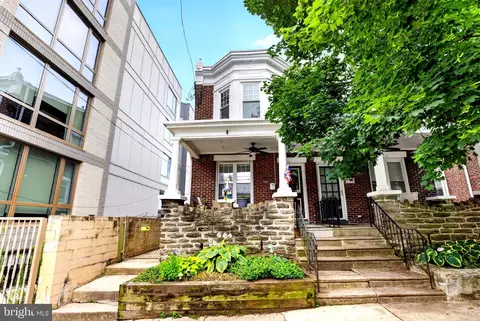 497 Lemonte St, Philadelphia, PA 19128