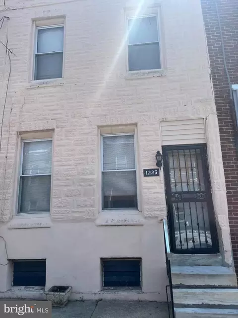 Undisclosed, Philadelphia, PA 19146