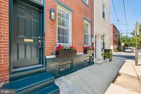 2062 Saint Albans St, Philadelphia, PA 19146