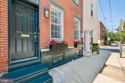 2062 Saint Albans St, Philadelphia, PA 19146
