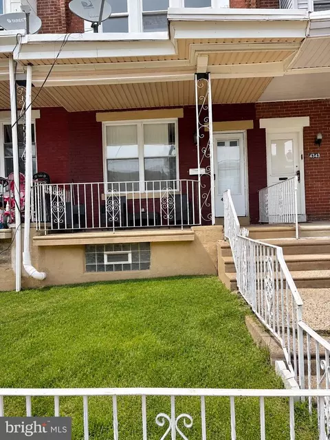 4341 Benner St, Philadelphia, PA 19135