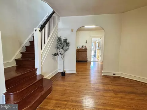 355 Eleanor St, Philadelphia, PA 19120