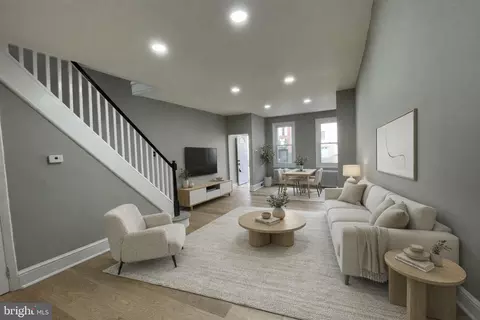 107 Kingsley St, Philadelphia, PA 19127