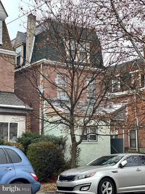 1217 S 47th St, Philadelphia, PA 19143