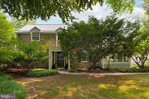 3938 Netherfield Rd, Philadelphia, PA 19129