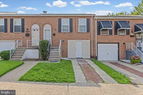 2717 Plover St, Philadelphia, PA 19153