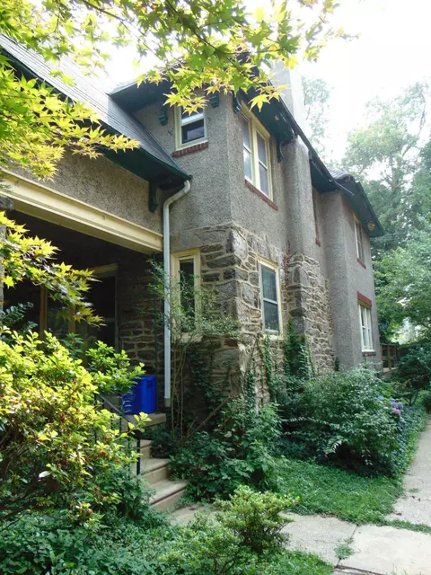 604 Allens Ln, Philadelphia, PA 19119