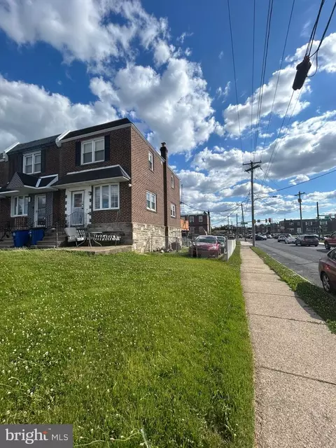 2800 Gilham St, Philadelphia, PA 19149