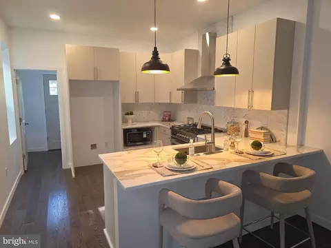 5111 Locust St, Philadelphia, PA 19139