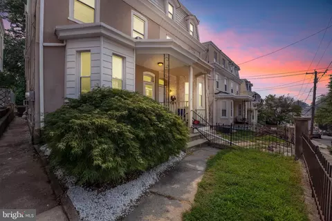 4135 Pechin St, Philadelphia, PA 19128