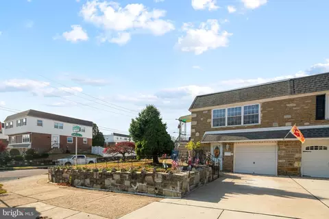 3136 Draper St, Philadelphia, PA 19136
