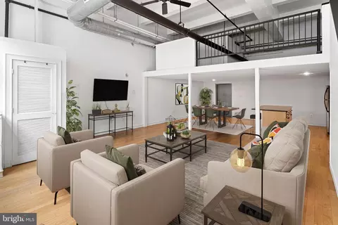 810 N Hancock St #2, Philadelphia, PA 19123
