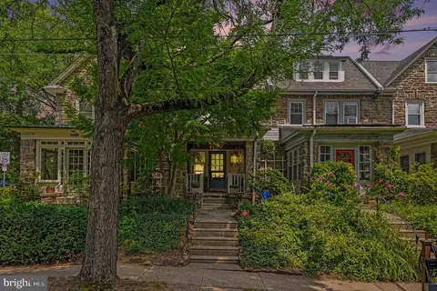 6935 Sherman St, Philadelphia, PA 19119