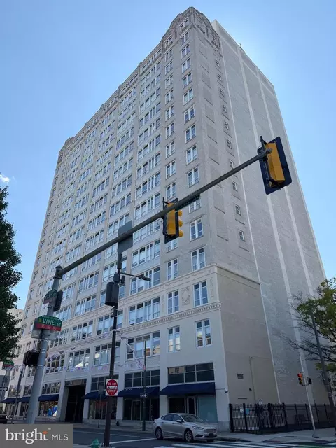 1100 00 Vine St #1003, Philadelphia, PA 19107