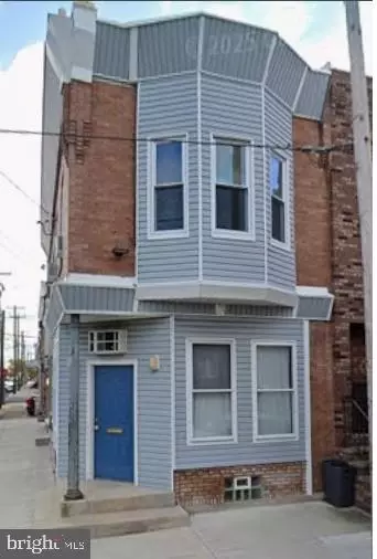 2301 S Croskey St, Philadelphia, PA 19145