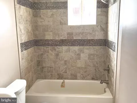 7109 Tulip St, Philadelphia, PA 19135