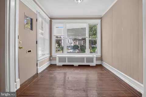 7317 E Walnut Ln, Philadelphia, PA 19138