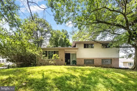 6348 Henry Ave, Philadelphia, PA 19128