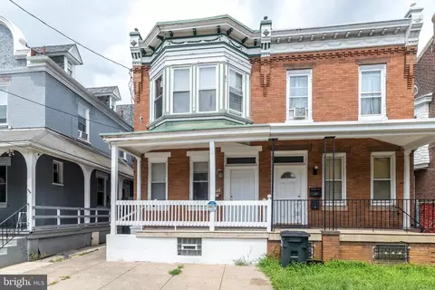 1615 Dyre St, Philadelphia, PA 19124