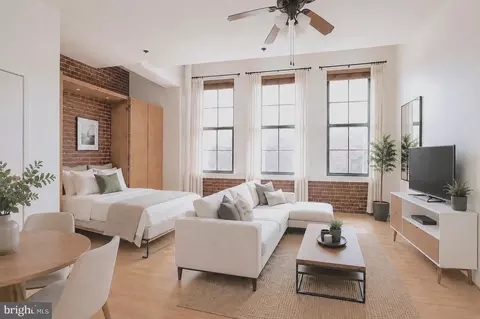 315 New St #504, Philadelphia, PA 19106