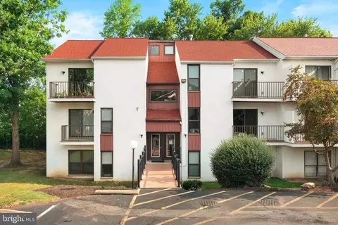 301 Byberry Rd #F15, Philadelphia, PA 19116