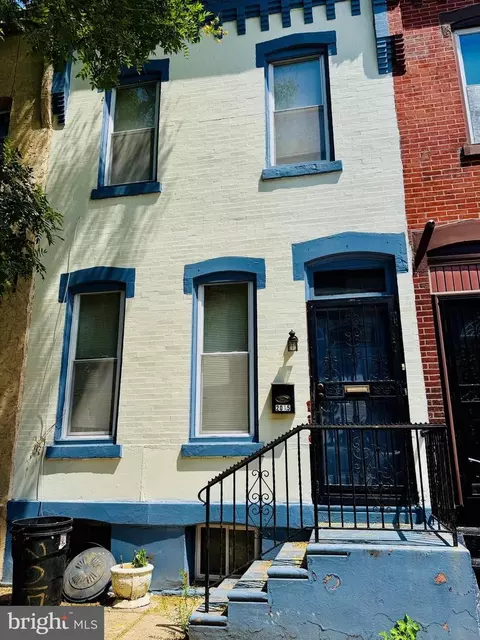 2015 N Gratz St, Philadelphia, PA 19121